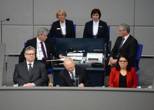 Schäuble, Wolfgang; Yüksel, Gülistan; Seitz, Thomas Reichstagsgebäude, Plenarsaal