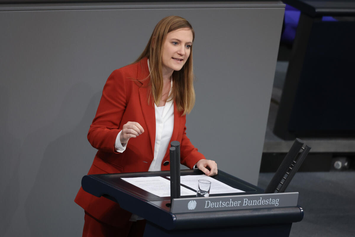 Deutscher Bundestag - Bilddatenbank - Wegge, Carmen Reichstagsgebäude ...