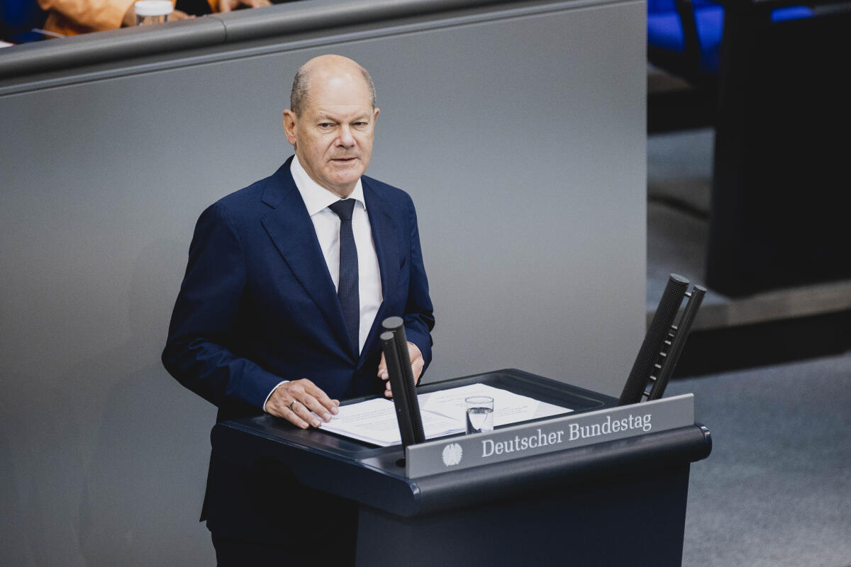 Scholz, Olaf Olaf Scholz (SPD), Bundeskanzler, aufgenommen im Rahmen seiner Regierungserklärung im Deutschen Bundestag in Berlin, 22.06.2023.
