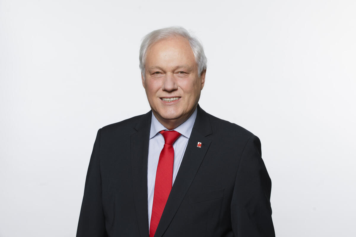 Ulrich Freese, SPD, Mitglied Deutscher Bundestag, MdB.; Portrait, Porträt. Freese, Ulrich Ulrich Freese, SPD, Mitglied Deutscher Bundestag, MdB.; Portrait, Porträt.