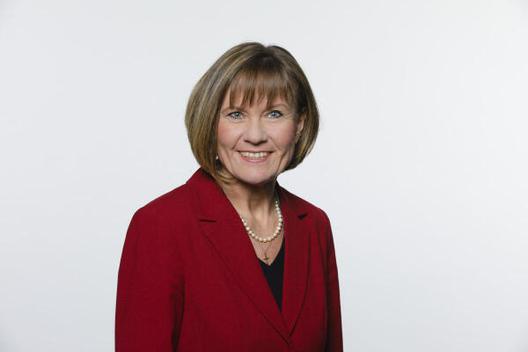 Dilcher, Esther 