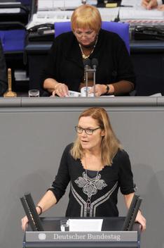 Steffen, Sonja Amelie; Roth, Claudia Reichstagsgebäude, Plenarsaal