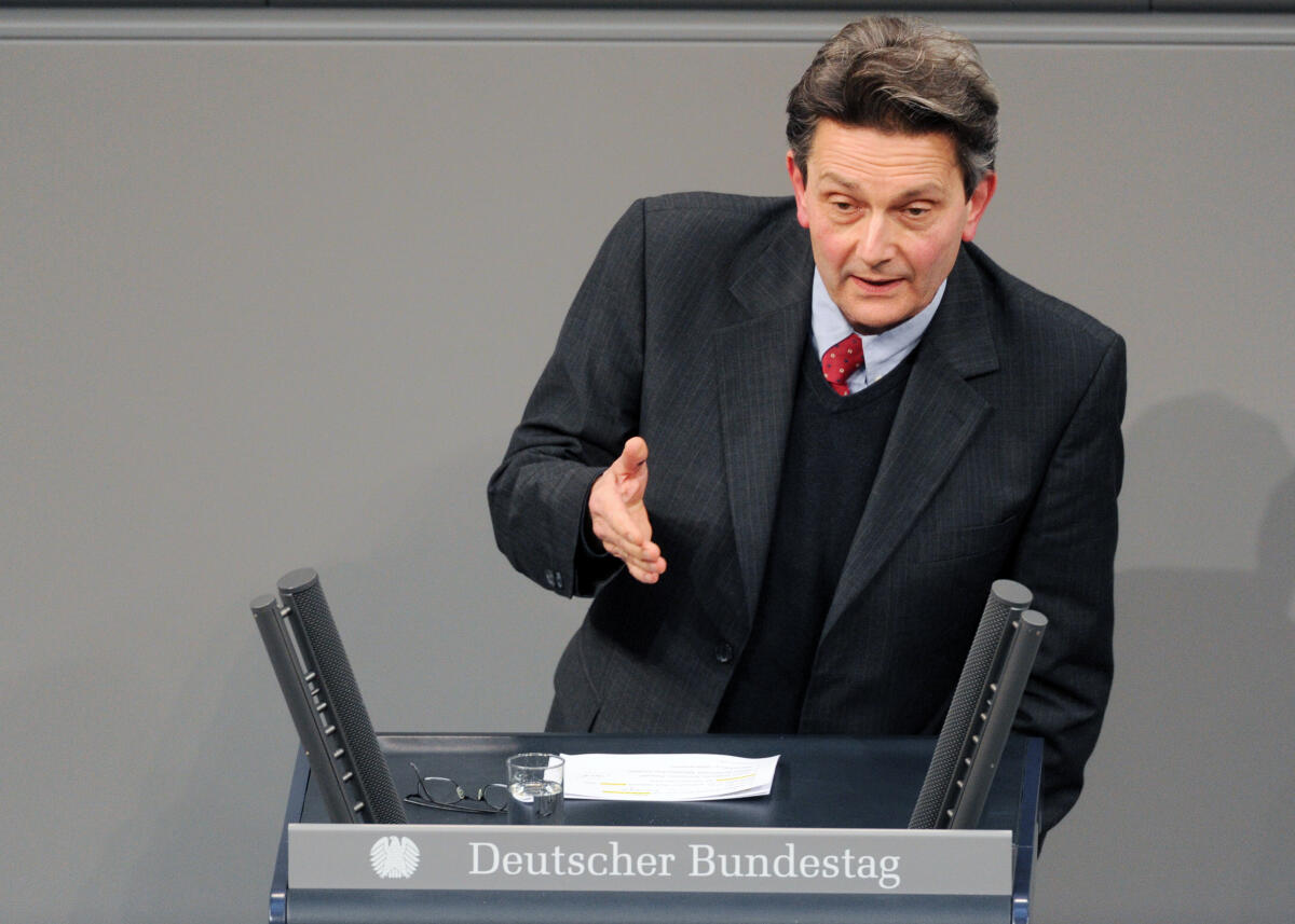 Mützenich, Rolf Rolf Mützenich, SPD, Bundestagsabgeordneter, Abgeordneter, Mitglied Deutscher Bundestag, MdB, Rede, 3. Sitzung, ZP 5, Thema: Aktuelle Stunde zur Lage im Nahen- und Mittleren Osten.; Rednerpult.