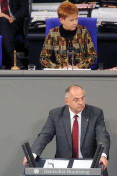 Juratovic, Josip; Pau, Petra Reichstagsgebäude, Plenarsaal