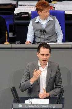 Kindler, Sven-Christian; Pau, Petra Reichstagsgebäude, Plenarsaal