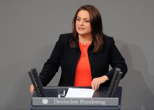 Dagdelen, Sevim Reichstagsgebäude, Plenarsaal