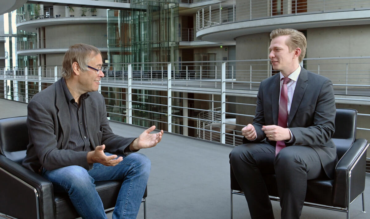 Seestern-Pauly, Matthias; Krüger, Thomas Thomas Krüger (links), Präsident der Bundeszentrale für politische Bildung, und der Vorsitzende der Kinderkommission Matthias Seestern-Pauly (FDP) in einem öffentlichen Expertengespräch unter dem Titel Partizipation von Kindern und Jugendlichen  ein partizipativer Staat  Zukunft gestalten am Mittwoch, 17. Juni 2020
