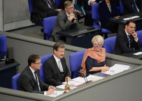 Solms, Hermann Otto; Koeppen, Jens; Barnett, Doris Reichstagsgebäude, Plenarsaal