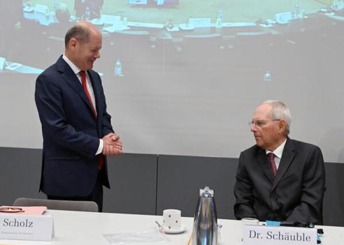 Schäuble, Wolfgang; Scholz, Olaf Reichstagsgebäude, Protokollsaal