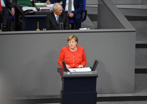 Merkel, Angela; Schäuble, Wolfgang Reichstagsgebäude, Plenarsaal