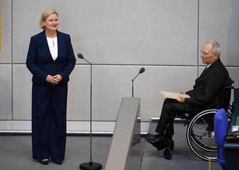 Schäuble, Wolfgang; Högl, Eva Reichstagsgebäude, Plenarsaal