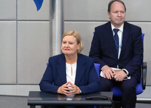 Högl, Eva Reichstagsgebäude, Plenarsaal