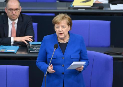 Merkel, Angela Reichstagsgebäude, Plenarsaal