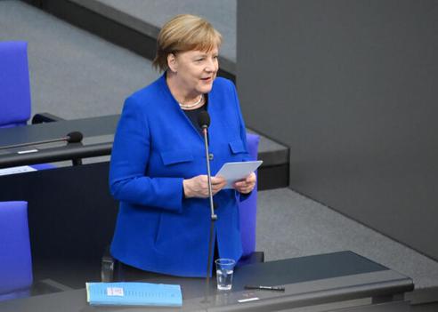 Merkel, Angela Reichstagsgebäude, Plenarsaal