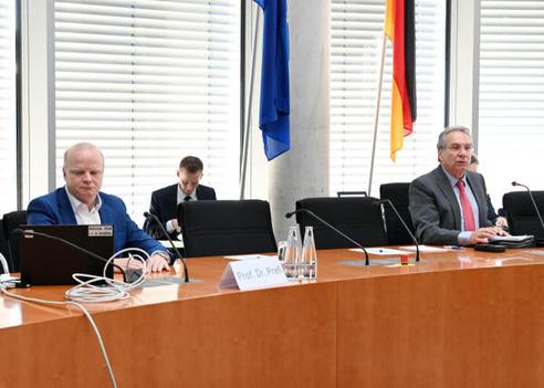 Ernst, Klaus; Prefi, Thomas Paul-Löbe-Haus, Sitzungssaal