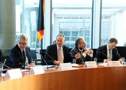 Krichbaum, Gunther; Ernst, Klaus; Höferlin, Manuel; Breton, Thierry Paul-Löbe-Haus, Sitzungssaal