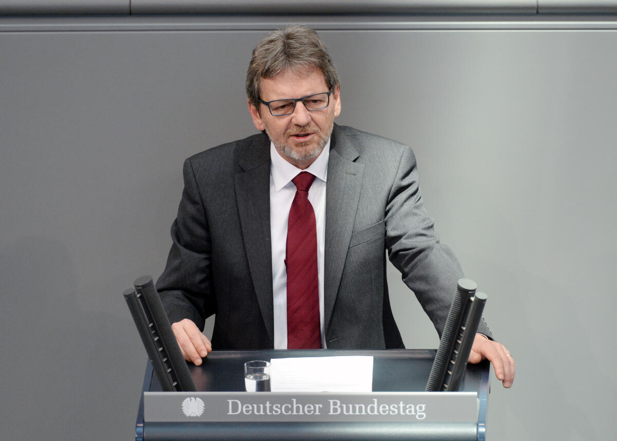 Paschke, Markus Markus Paschke, SPD, Mitglied Deutscher Bundestag, Bundestagsabgeordneter, MdB, Rede, 140. Sitzung Deutscher Bundestag, TOP 9, Thema: Nachhaltige Mobilitätsforschung.