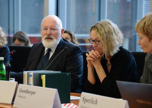Kotting-Uhl, Sylvia; Timmermans, Frans Paul-Löbe-Haus, Sitzungssaal