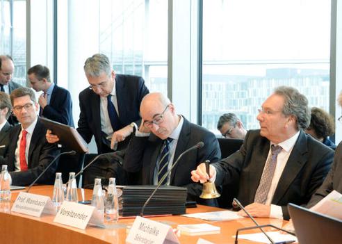 Ernst, Klaus; Wambach, Achim; Mundt, Andreas Paul-Löbe-Haus, Sitzungssaal