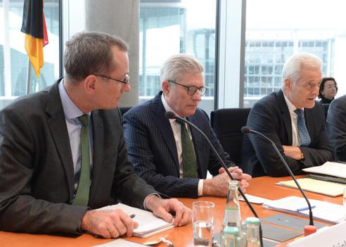 Ramsauer, Peter; Bunse, Benno; Friedrich, Jürgen Paul-Löbe-Haus, Sitzungssaal