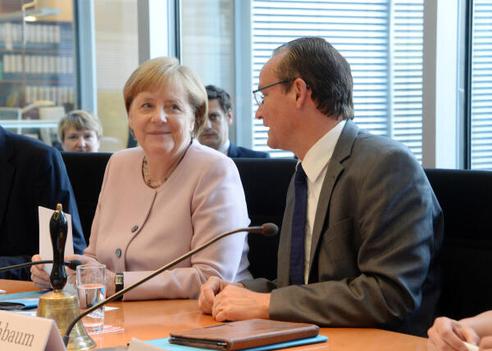 Krichbaum, Gunther; Merkel, Angela Paul-Löbe-Haus, Sitzungssaal