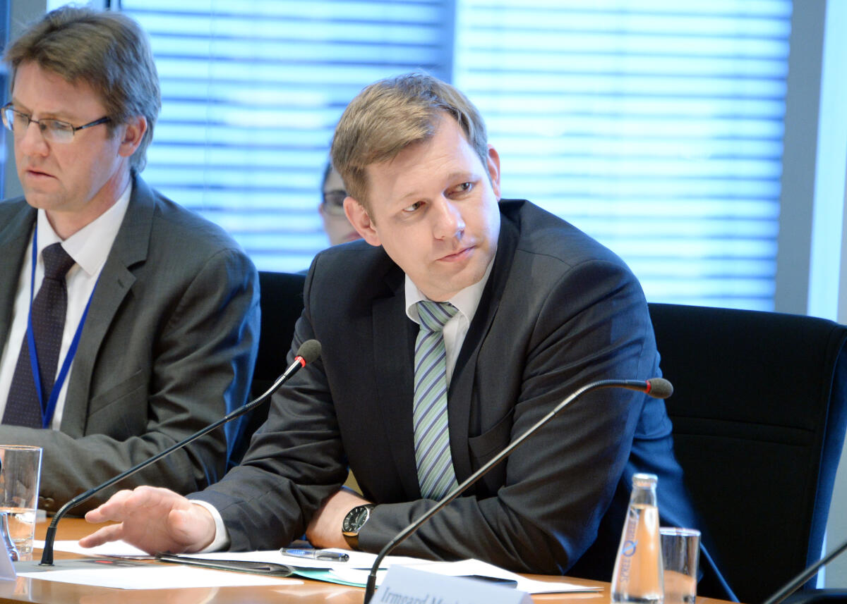 Unter der Leitung seines Vorsitzenden Thomas Erndl, (re), CDU/CSU, findet die 11. Ausschusssitzung des Unterausschusses des Deutschen Bundestages für Auswärtige Kultur- und Bildungspolitik statt. Erndl, Thomas Unter der Leitung seines Vorsitzenden Thomas Erndl, (re), CDU/CSU, findet die 11. Ausschusssitzung des Unterausschusses des Deutschen Bundestages für Auswärtige Kultur- und Bildungspolitik statt.