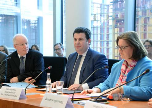 Bartke, Matthias; Heil, Hubertus; Griese, Kerstin Paul-Löbe-Haus, Sitzungssaal