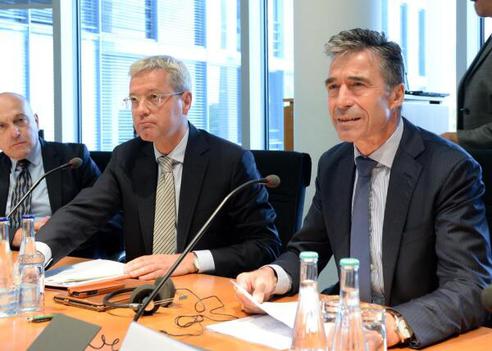 Röttgen, Norbert; Rasmussen, Anders Fogh Paul-Löbe-Haus, Sitzungssaal
