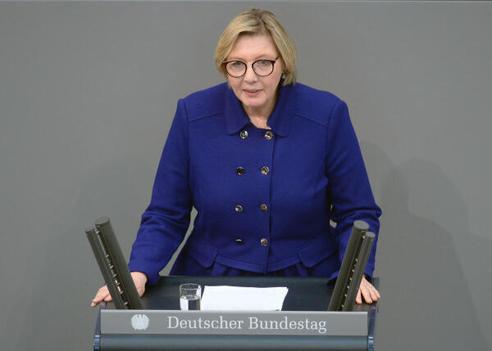Manderla, Gisela Reichstagsgebäude, Plenarsaal
