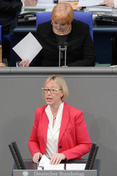 Nicolaisen, Petra; Roth, Claudia Reichstagsgebäude, Plenarsaal