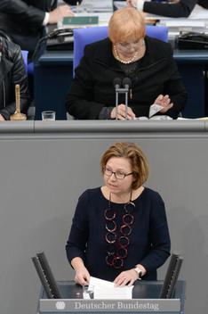 Wiesmann, Bettina Margarethe; Roth, Claudia Reichstagsgebäude, Plenarsaal