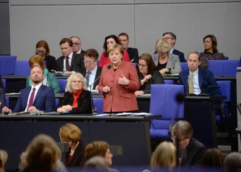 Merkel, Angela Reichstagsgebäude, Plenarsaal