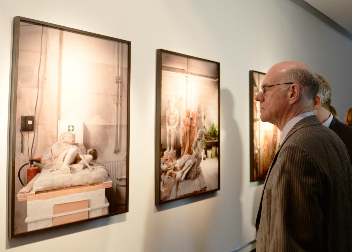 Lammert, Norbert Bundestagspräsident Prof. Dr. Norbert Lammert, (hier im Bild), CDU/CSU, begrüßt die Gäste zur Eröffnung der Ausstellung "Ansichten: Johann Gottfried Schadow - Christoph Brech" im Schadow - Haus. Der Kunstbeirat und der Kurator der Kunstsammlung des Deutschen Bundestages, Dr. Andreas Kaernbach, laden zu dieser Ausstellung ein.