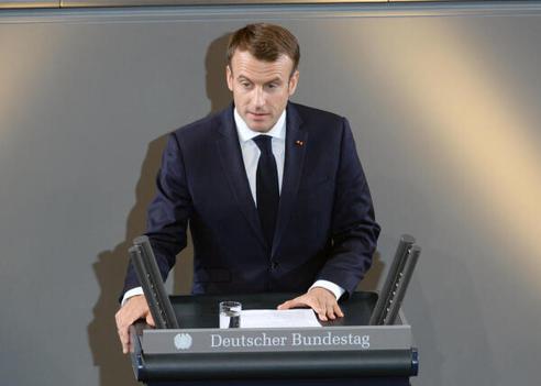 Macron, Emmanuel Reichstagsgebäude, Plenarsaal