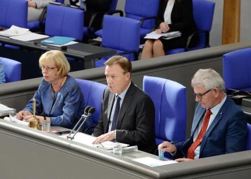 Ihnen, Ulla; Auernhammer, Artur; Oppermann, Thomas Reichstagsgebäude, Plenarsaal