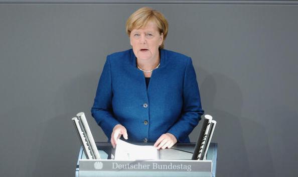 Merkel, Angela Reichstagsgebäude, Plenarsaal