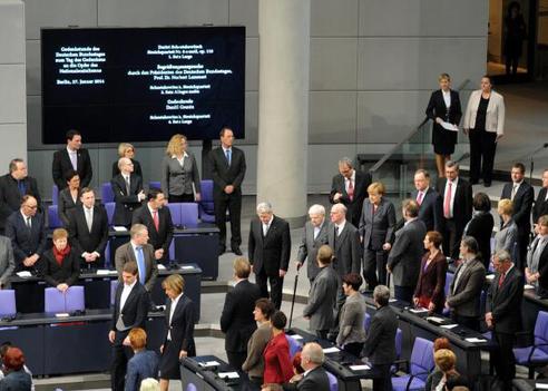 Lammert, Norbert; Granin, Daniil; Gauck, Joachim; Merkel, Angela; Weil, Stephan; Voßkuhle, Andreas Reichstagsgebäude, Plenarsaal