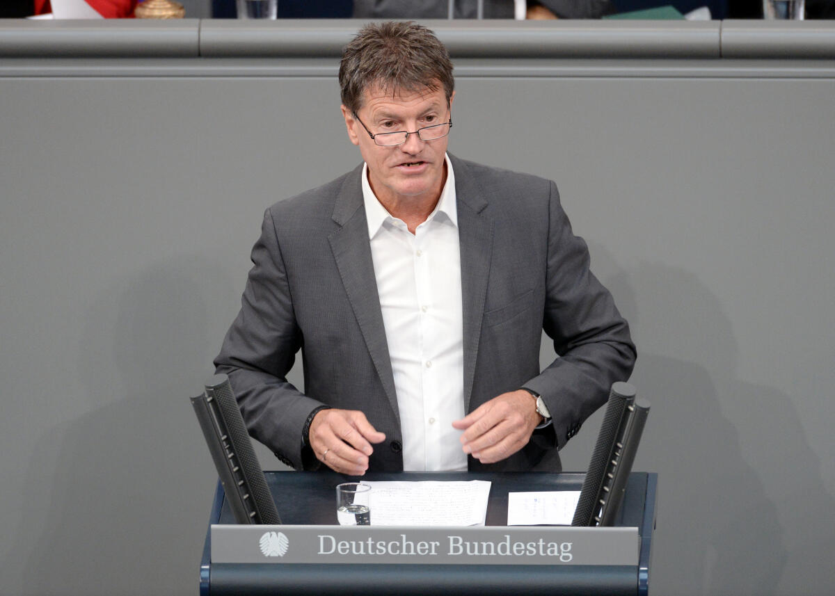 Pilger, Detlev Detlev Pilger, SPD, Bundestagsabgeordneter, Abgeordneter, Mitglied Deutscher Bundestag, MdB, Rede, 49. Sitzung, Top 1 Epl 06, Thema: Inneres, Bau und Heimat - Haushaltsgesetz 2019.; Rednerpult.