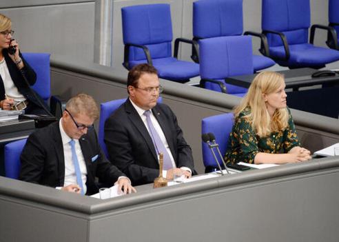 Ortleb, Josephine; Hilse, Karsten; Friedrich, Hans-Peter Reichstagsgebäude, Plenarsaal