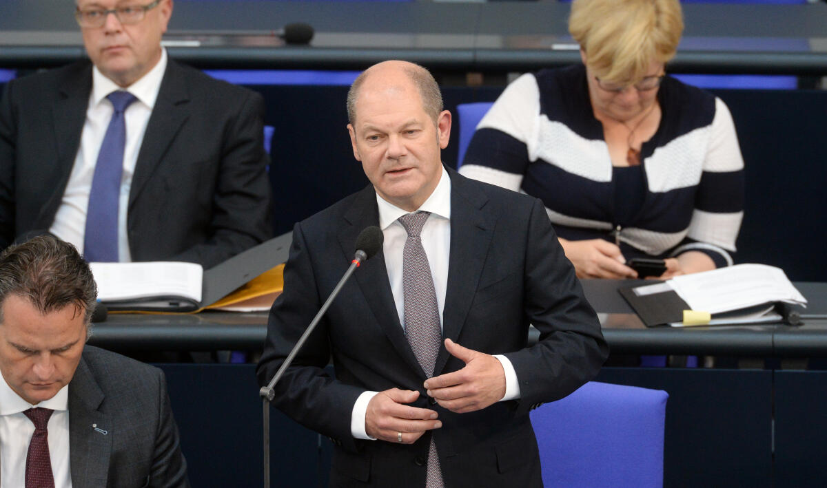 Scholz, Olaf Olaf Scholz, SPD, Bundesminister der Finanzen, bei der Befragung der Bundesregierung.; Berlin, 27. Juni 2018.