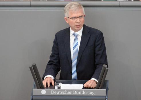 Ullmann, Andrew Reichstagsgebäude, Plenarsaal