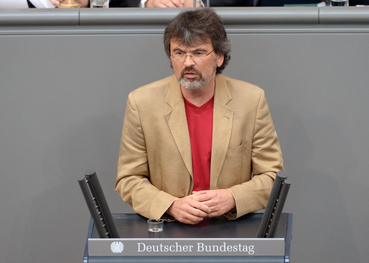 Röspel, René René Röspel, SPD, Bundestagsabgeordneter, Abgeordneter, Mitglied Deutscher Bundestag, MdB, Rede, 42. Sitzung, Top 5, Thema: Enquete-Kommission "Künstliche Intelligenz".; Rede, Rednerpult.