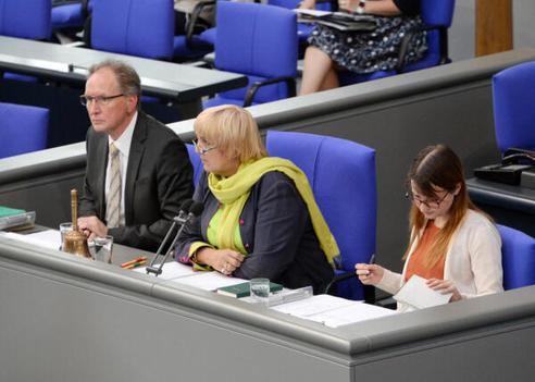 Kemmer, Ronja; Roth, Claudia; Cezanne, Jörg Reichstagsgebäude, Plenarsaal