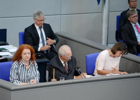 Schäuble, Wolfgang; Bause, Margarete; Mannes, Astrid Reichstagsgebäude, Plenarsaal