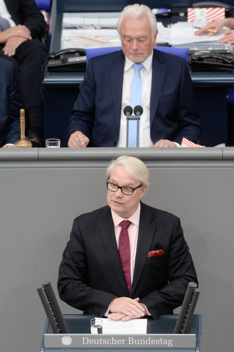 Möring, Karsten; Kubicki, Wolfgang Karsten Möring, CDU/CSU, Bundestagsabgeordneter, Abgeordneter, Mitglied Deutscher Bundestag, MdB, Rede, 31. Sitzung, Top 1 Epl 16, Thema: Haushaltsgesetz 2018 - Umwelt, Naturschutz und nukleare Sicherheit, Vorsitz: Bundestagsvizepräsident Wolfgang Kubicki, FDP.; Rednerpult.