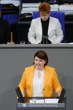 Staffler, Katrin; Pau, Petra Reichstagsgebäude, Plenarsaal