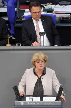 Grütters, Monika; Friedrich, Hans-Peter Reichstagsgebäude, Plenarsaal