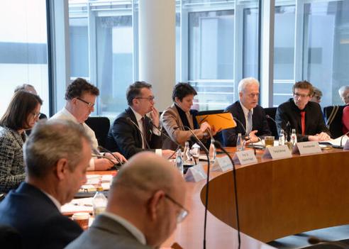 Ramsauer, Peter; Nagel, Joachim; Gönner, Tanja Paul-Löbe-Haus, Sitzungssaal