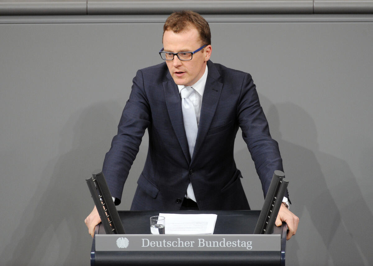 Krauß, Alexander Alexander Krauß, CDU/CSU, Bundestagsabgeordneter, Abgeordneter, Mitglied Deutscher Bundestag, MdB, Rede, 14. Sitzung, Top 11, Thema: Cannabis-Modellprojekte.; Rednerpult.