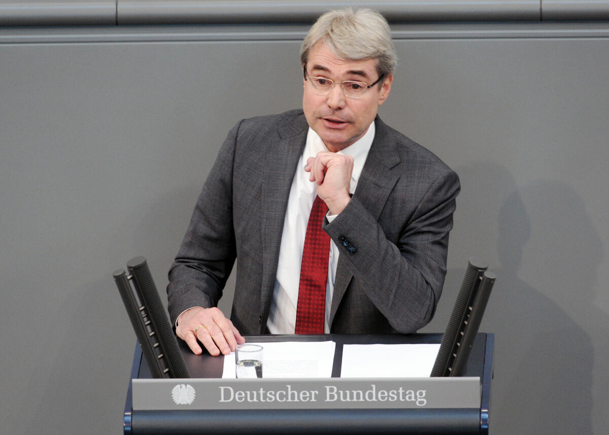 Cronenberg, Carl-Julius Carl-Julius Cronenberg, FDP, Bundestagsabgeordneter, Abgeordneter, Mitglied Deutscher Bundestag, MdB, Rede, 11. Sitzung, Top 6, Thema: Gesetzliche  wöchentliche Höchstarbeitszeit.; Rednerpult.